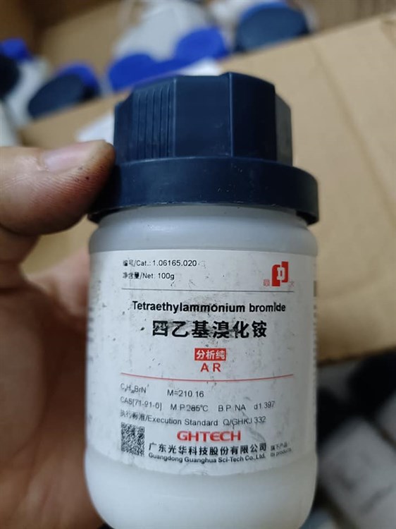 Tetraetylamoni bromua C8H20BrN Cas: 71-91-0